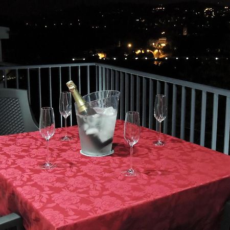 Apartamento Amarante - Vista Sao Goncalo Kamer foto