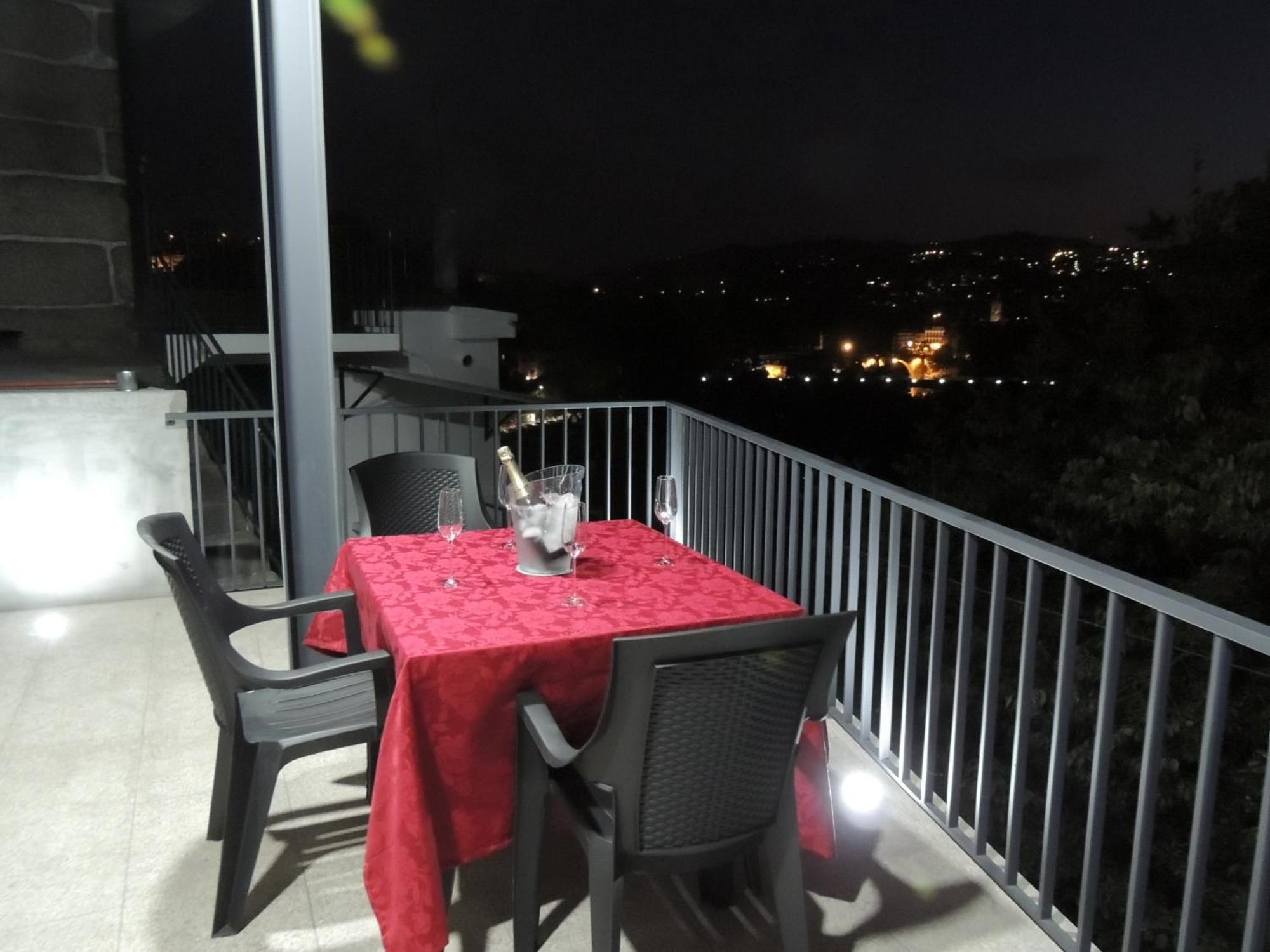 Apartamento Amarante - Vista Sao Goncalo Kamer foto